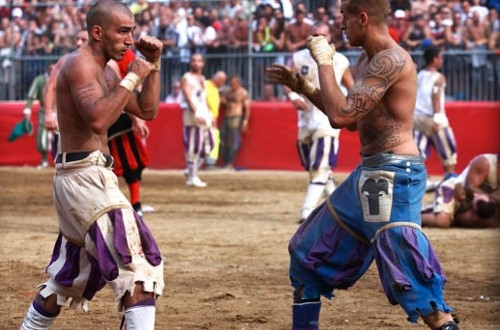 Calcio florentin, les gladiateurs d’aujourd’hui !