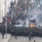 kiev-manifestation-pro-europe-bulldozer-riot