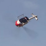 red-bull-helicoptere-figure-acrobatique