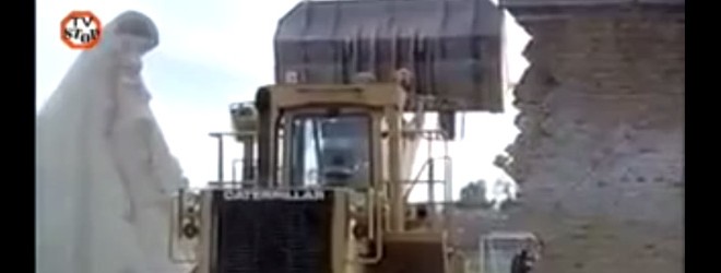 Une douzaine de prisonniers s’évadent grâce à un bulldozer