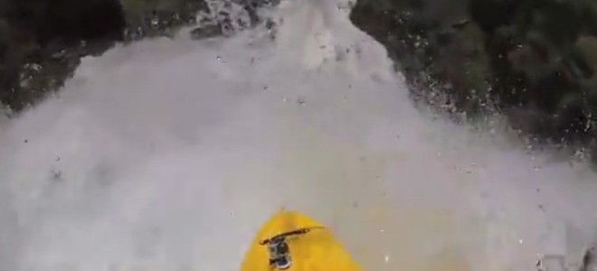 Descentes en kayak qui finissent mal : compilation