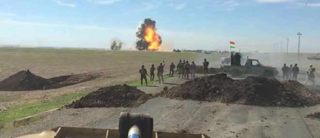 Des Peshmergas font exploser une voiture kamikaze de Daech