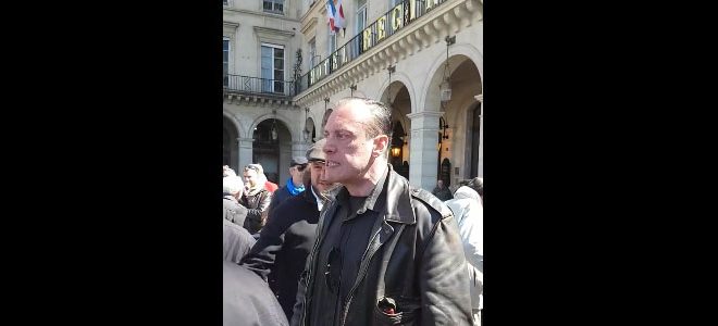 Journalistes du Petit Journal vs militants de Jean-Marie Le Pen